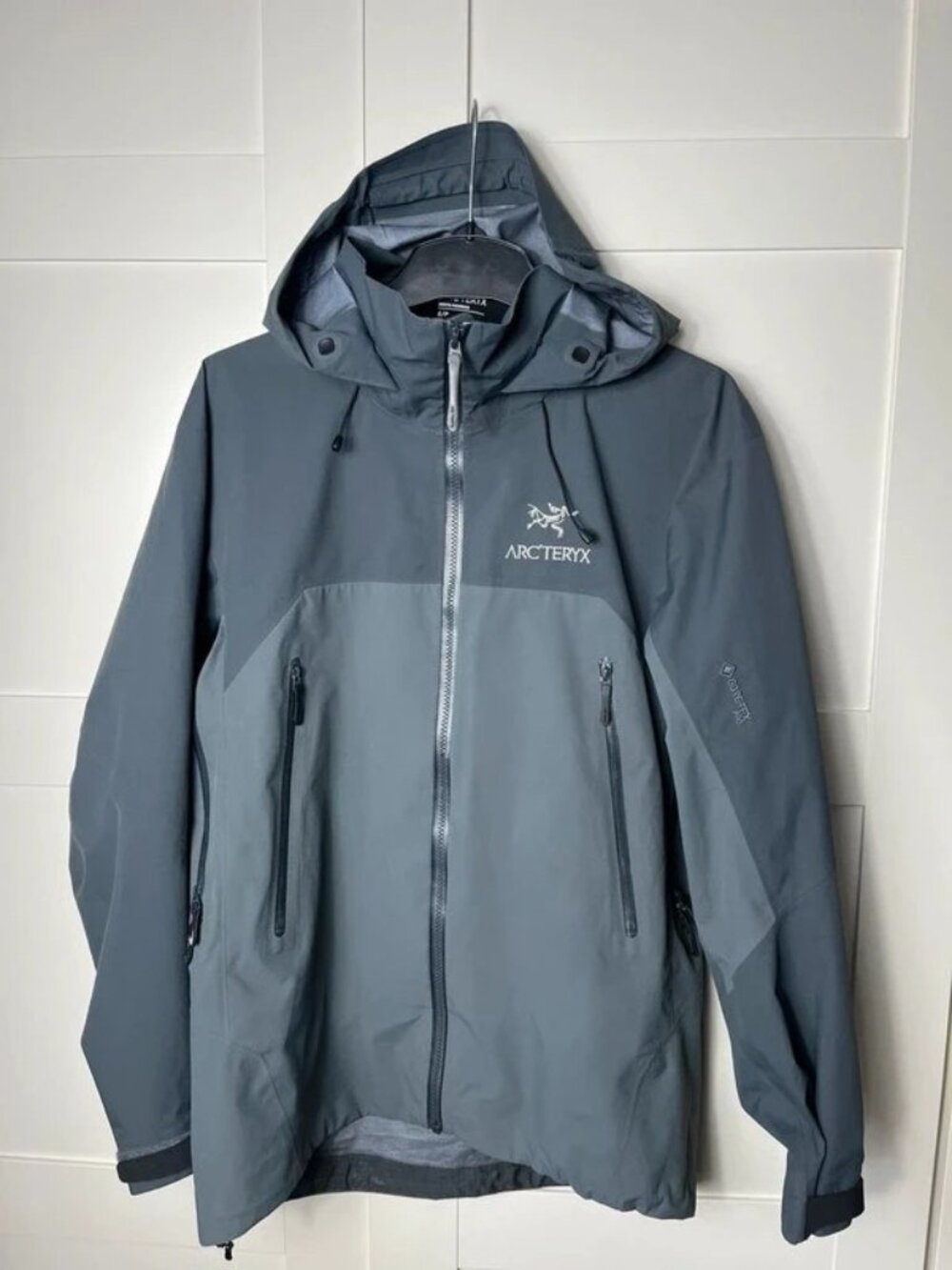 Arc'teryx Beta AR Pro GORE-TEX Hardshell Jacket Men's Size S